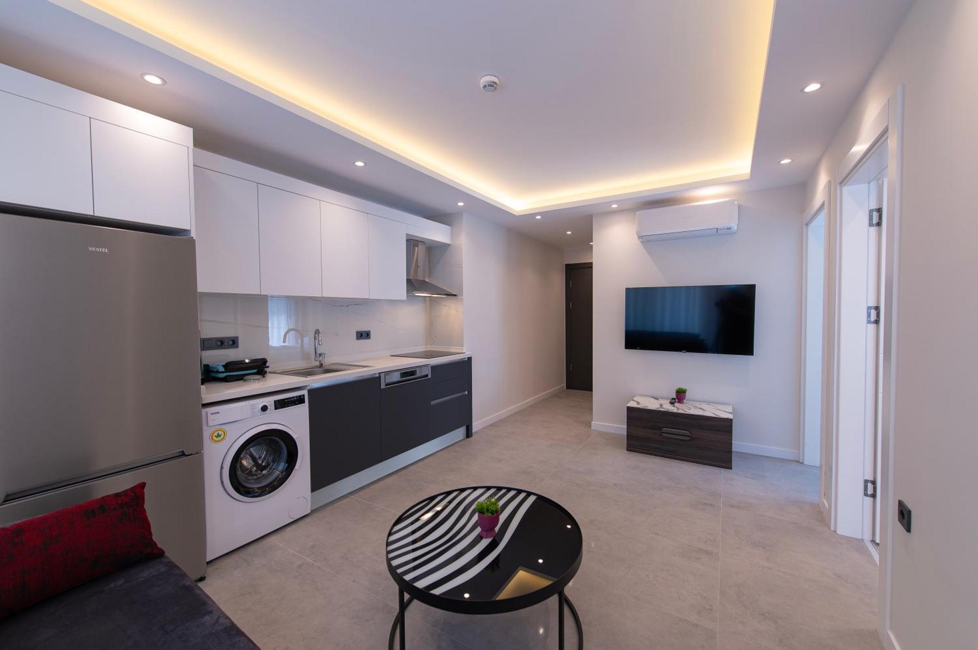 Apartment Calis Family Only *